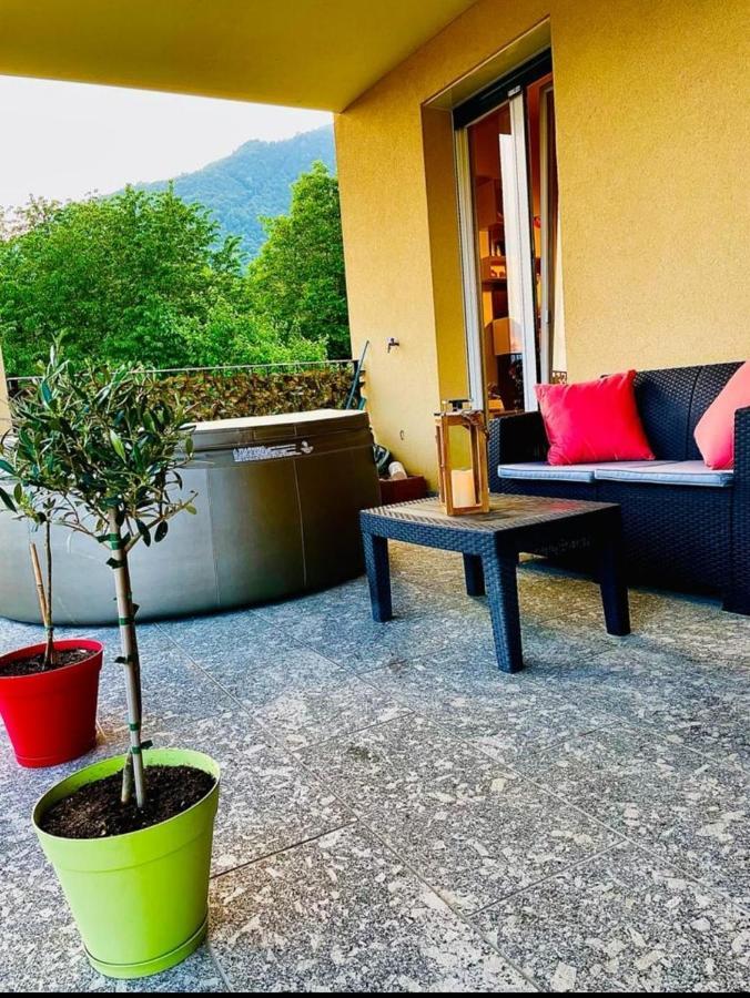 Magic View With Whirpool Apartment Lenno Bagian luar foto
